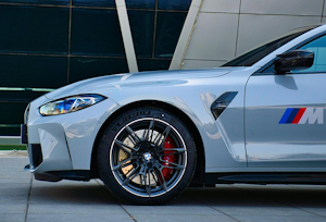 BMW Porsche Mercedes mechanic